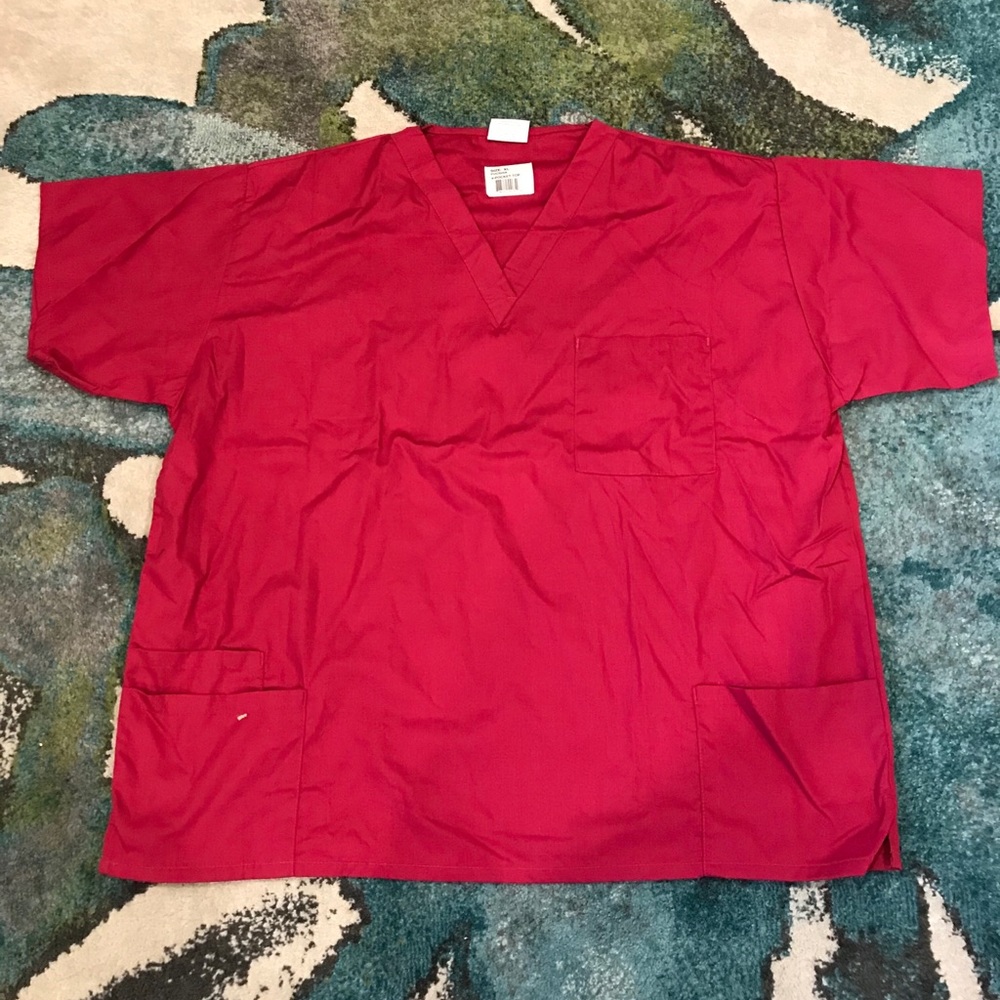 XL scrub top